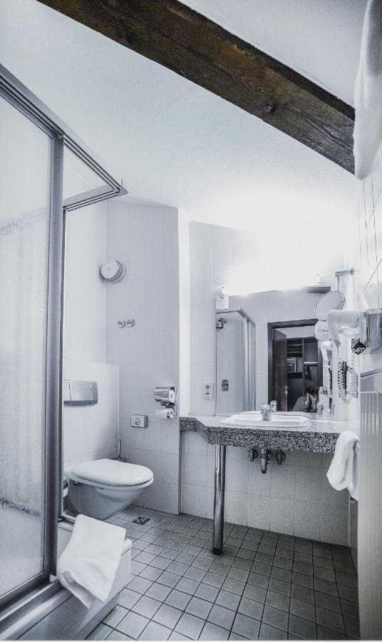 Hotel Zur Post Wiehl Ngoại thất bức ảnh