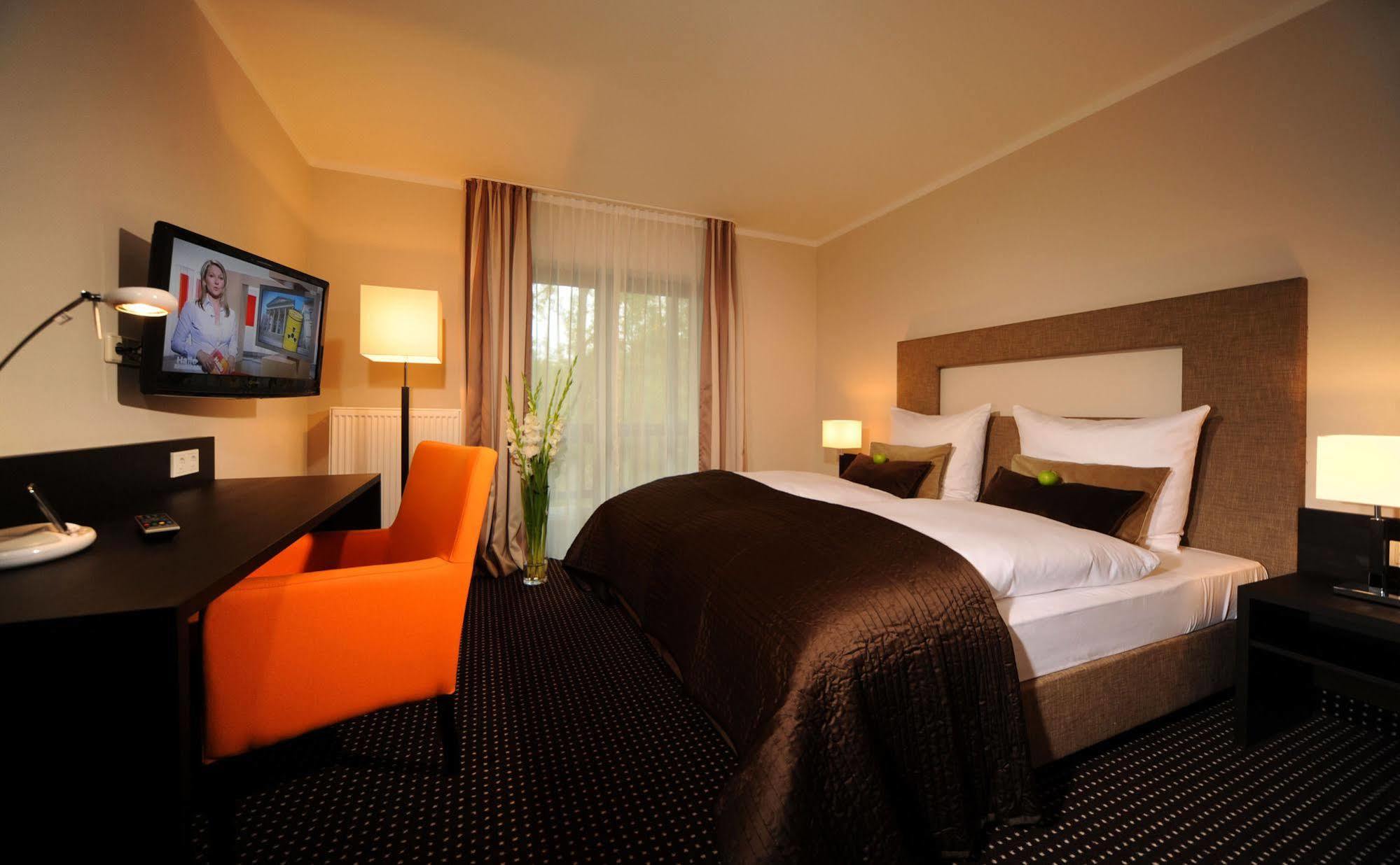 Hotel Zur Post Wiehl Ngoại thất bức ảnh